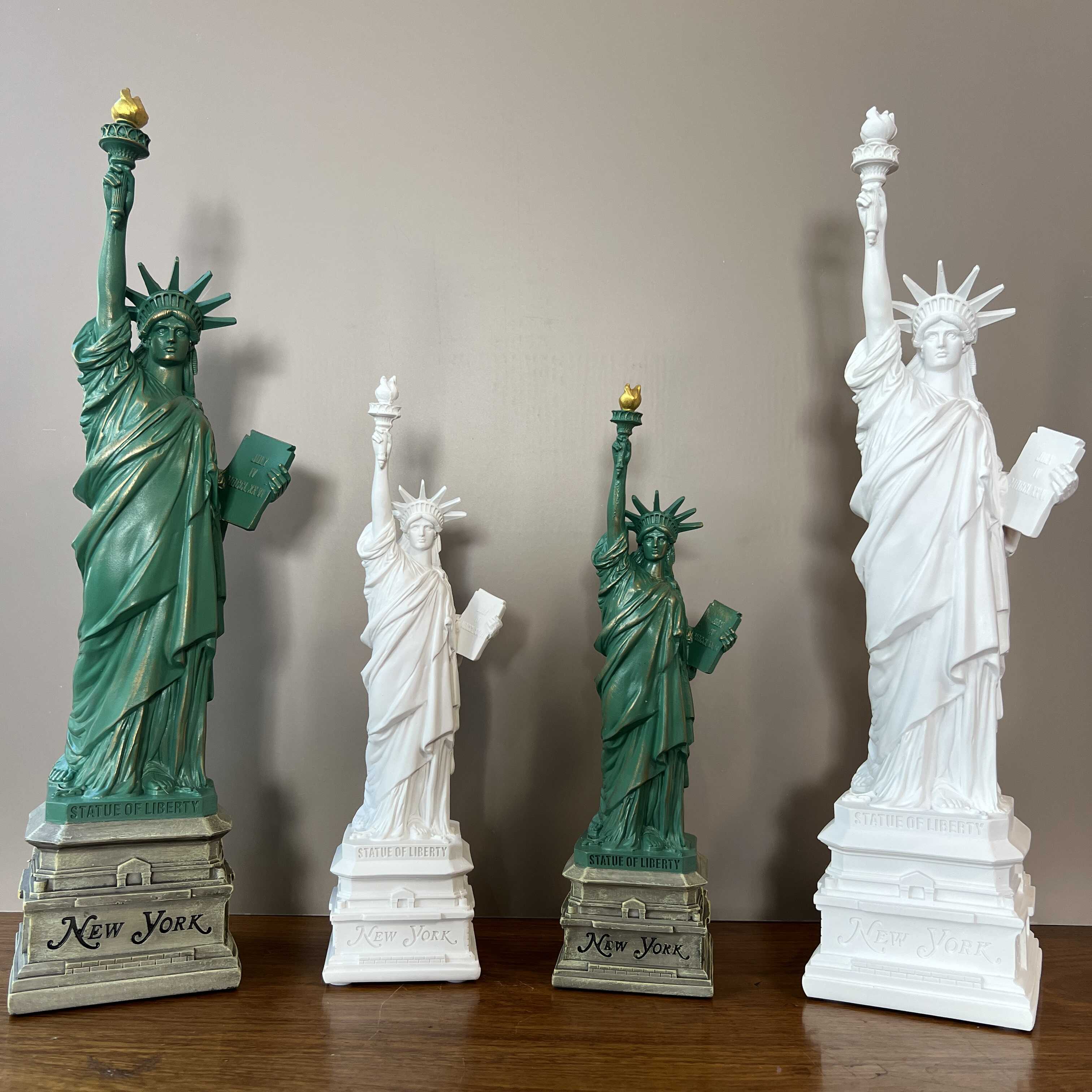 YuryFvna อนุสาวรีย์เทพีเสรีภาพ - Home Decor New York บทวิจารณ์และราคา